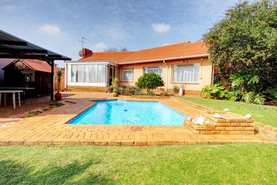 House For Sale in Montgomery Park, Johannesburg