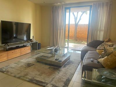 Apartment / Flat For Sale in Rooihuiskraal, Centurion