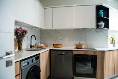 Apartment / Flat For Rent in Waterfall, Midrand