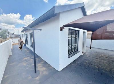 House For Sale in Soshanguve East, Soshanguve