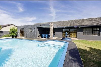 House For Sale in Evans Park, Johannesburg