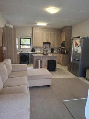 Apartment / Flat For Rent in Victory Park, Johannesburg