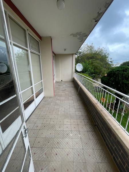Apartment / Flat For Sale in Killarney, Johannesburg